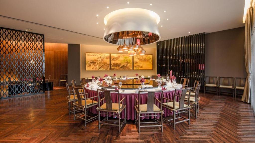 Maison New Century Hotel Dongguan Dongguan  Dış mekan fotoğraf