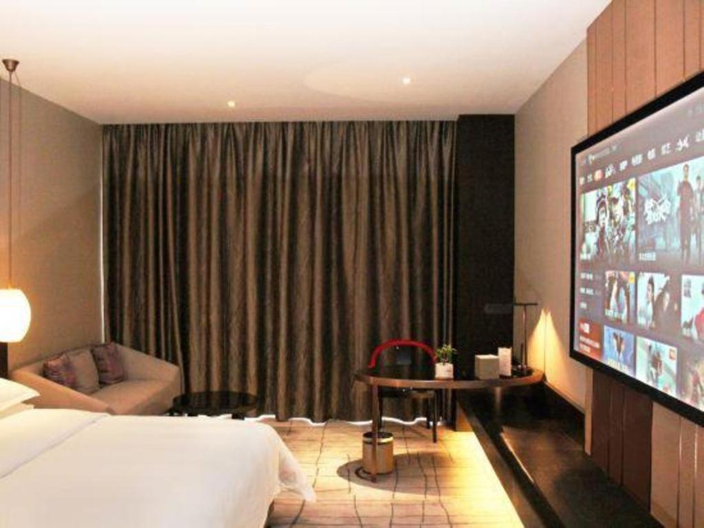 Maison New Century Hotel Dongguan Dongguan  Dış mekan fotoğraf