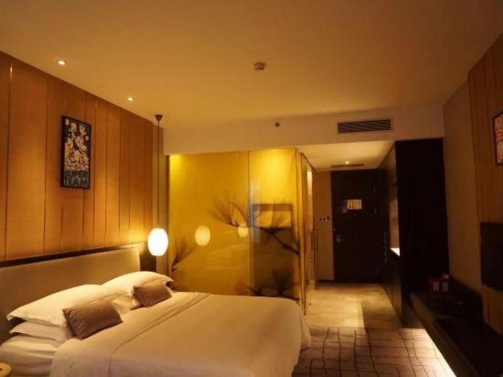 Maison New Century Hotel Dongguan Dongguan  Dış mekan fotoğraf