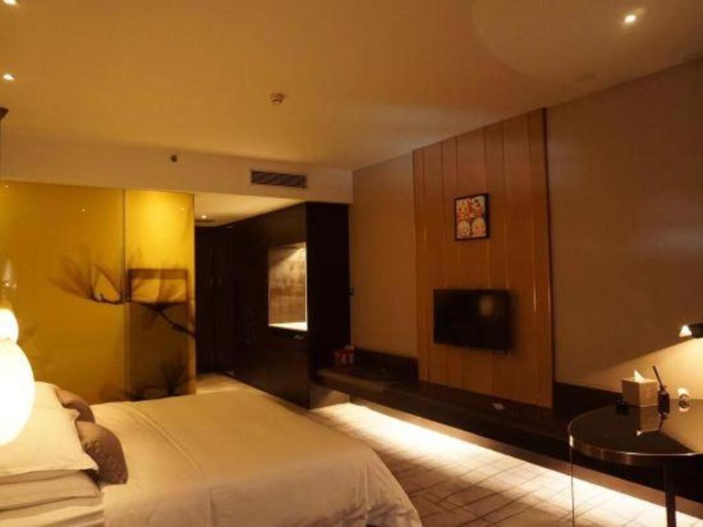 Maison New Century Hotel Dongguan Dongguan  Dış mekan fotoğraf