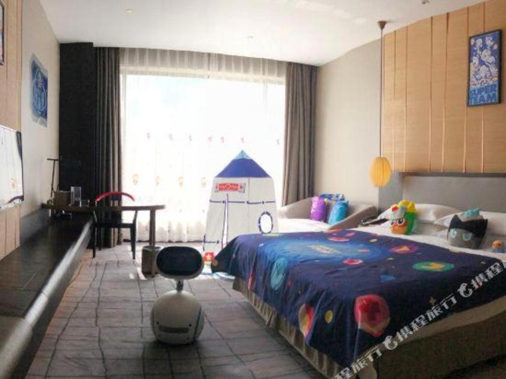 Maison New Century Hotel Dongguan Dongguan  Dış mekan fotoğraf