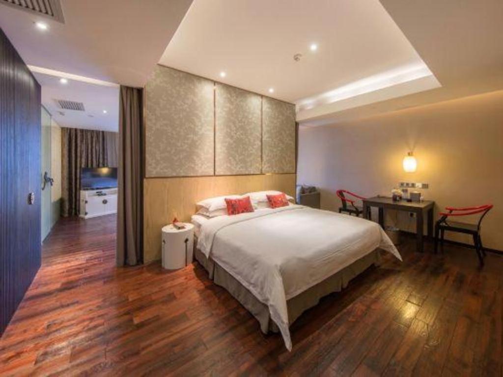 Maison New Century Hotel Dongguan Dongguan  Dış mekan fotoğraf